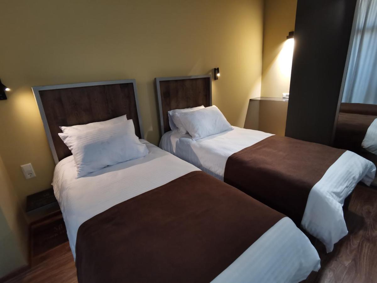 Stark Hotel Orhei Bagian luar foto