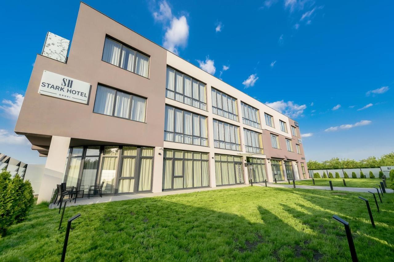 Stark Hotel Orhei Bagian luar foto