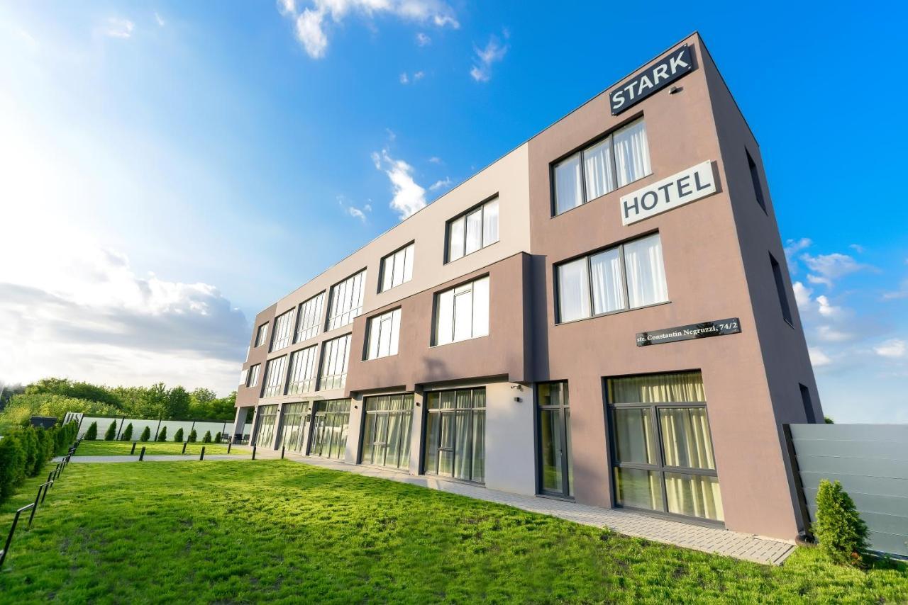 Stark Hotel Orhei Bagian luar foto