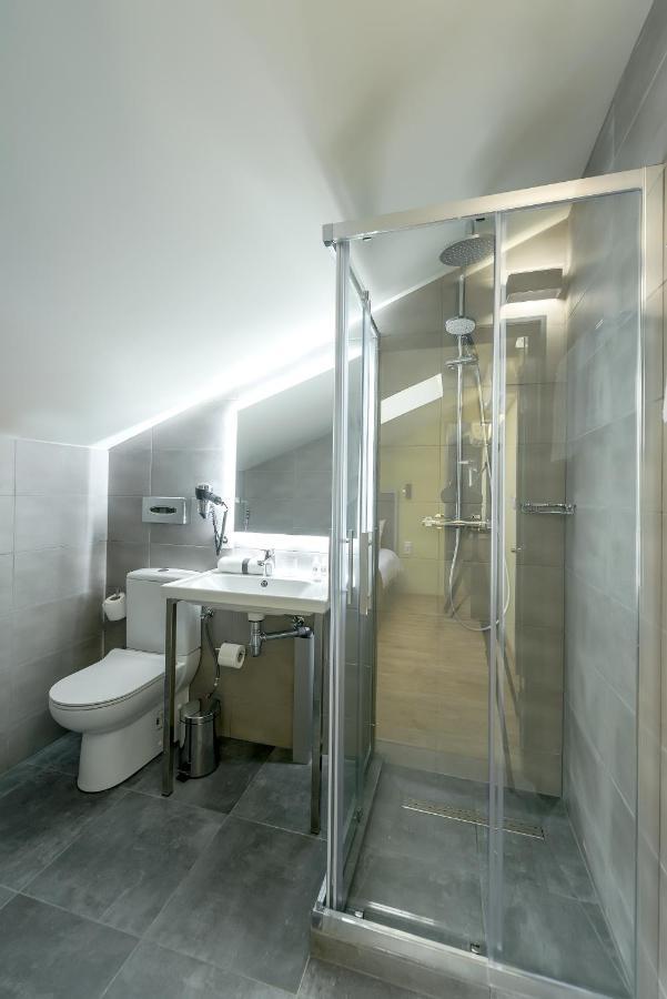Stark Hotel Orhei Bagian luar foto