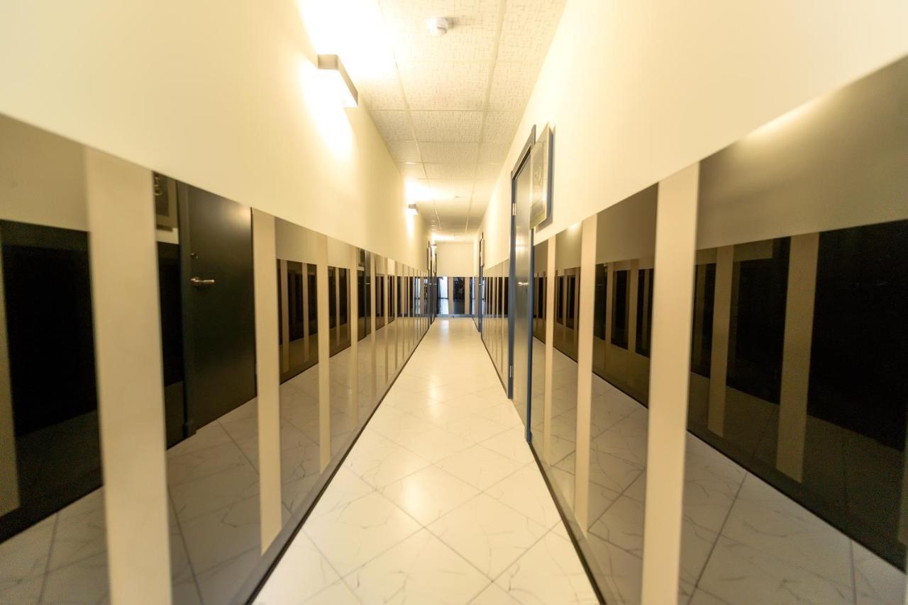 Stark Hotel Orhei Bagian luar foto